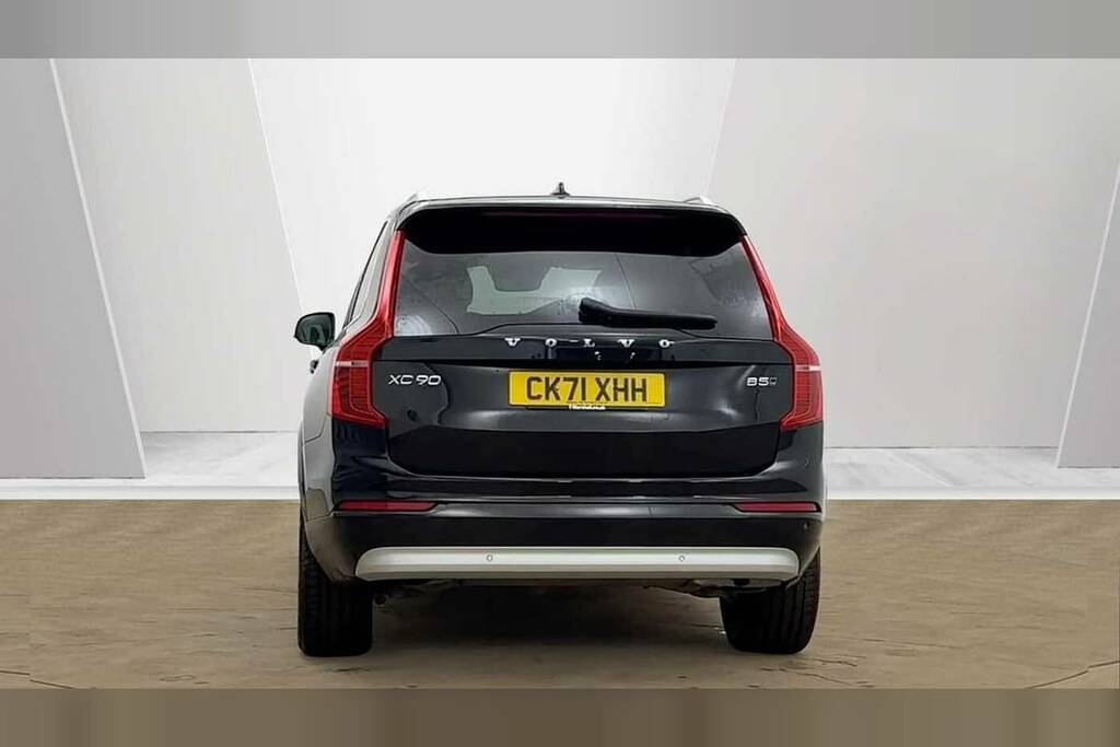 Volvo XC90 2.0 B5d 235 Momentum Awd Geartronic Black #4