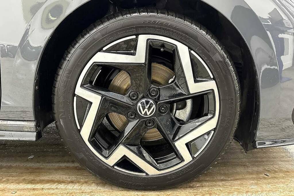 Volkswagen Golf 1.5 Tsi 150 R-line KR25CYS Grey #5