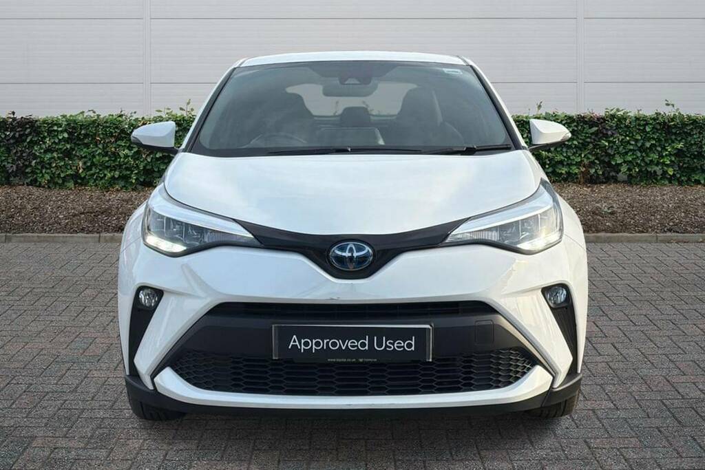 Toyota C-Hr 1.8 Hybrid Icon Cvt BF72RLU White #3