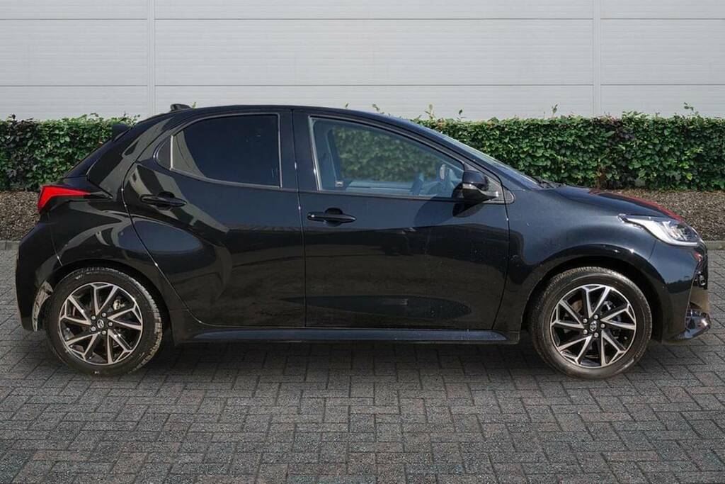 Toyota Yaris 1.5 Hybrid Design Cvt VN73CNA Black #5