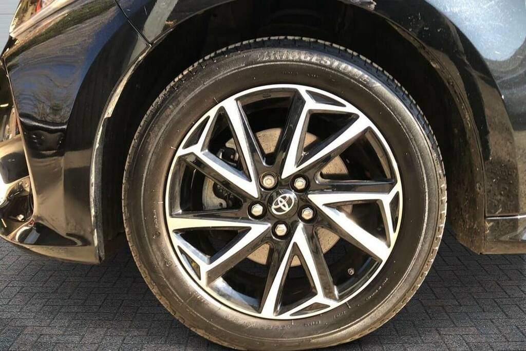 Toyota Yaris 1.5 Hybrid Design Cvt VN73CNA Black #6