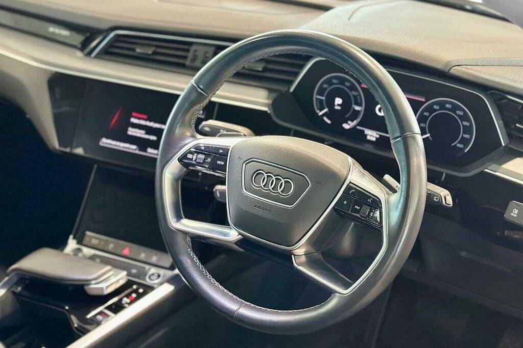 Audi Q8 e tron 250Kw 50 Quattro 95Kwh Sport Blue #6