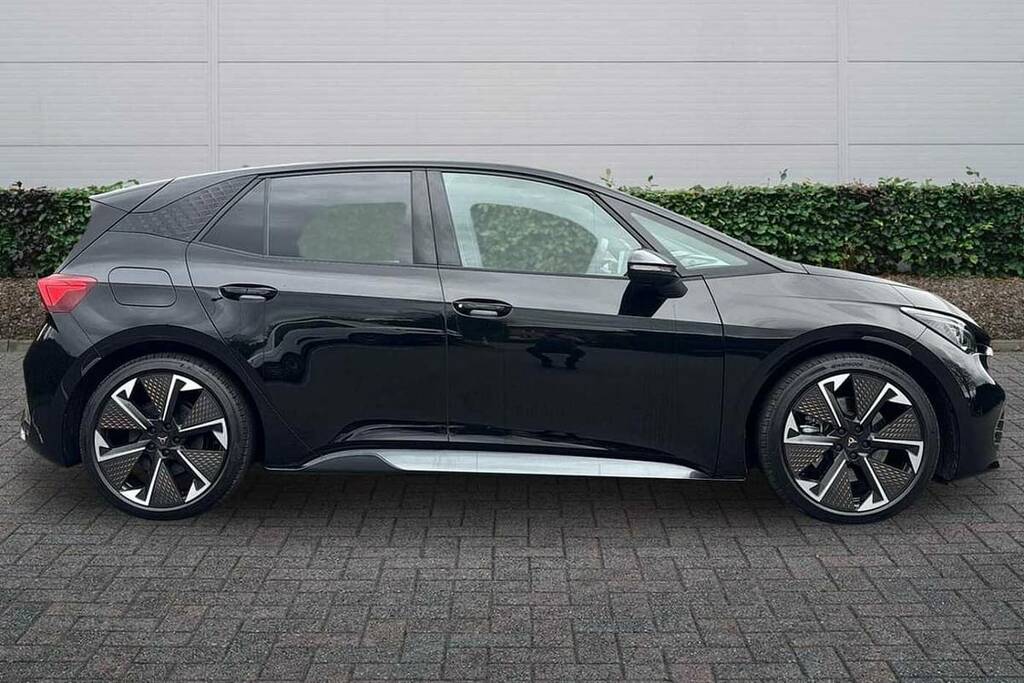 Cupra Born 170Kw E-boost V3 79Kwh Black #4