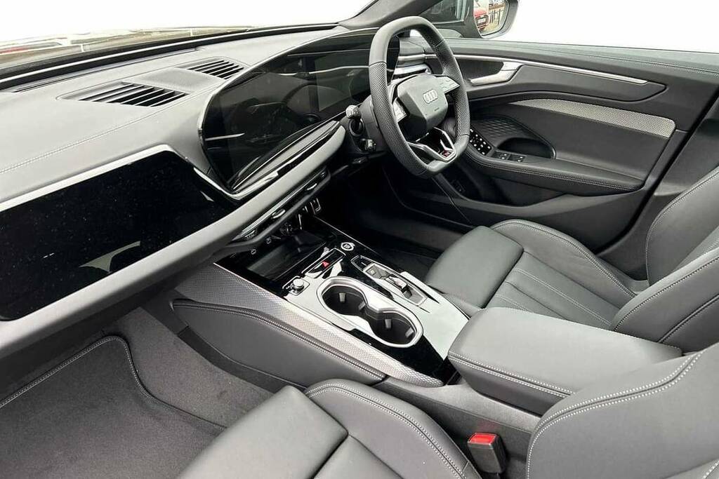 Audi A6 Saloon 2.0 Tfsi 204 S Line S Tronic VO26UGP Black #2
