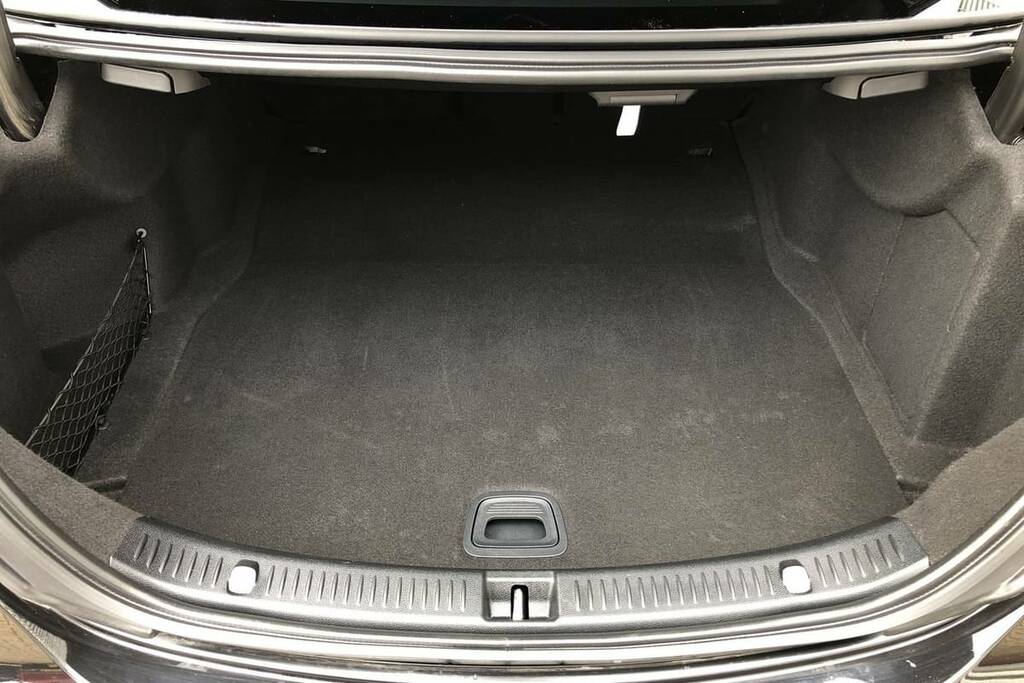 Mercedes-Benz E Class E220d 200 Amg Line Night Ed Prem 9G-tronic AE23NLR Black #2