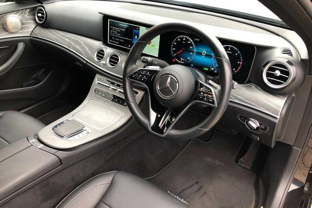 Mercedes-Benz E Class E220d 200 Amg Line Night Ed Prem 9G-tronic AE23NLR Black #4