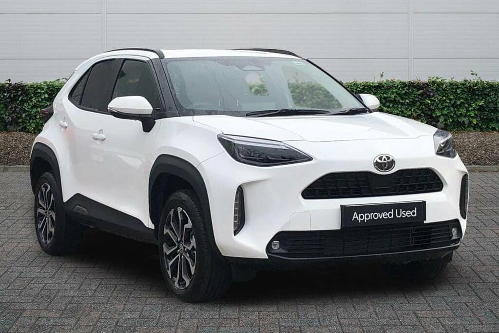 Toyota Yaris Cross 1.5 Hybrid Design Cvt White