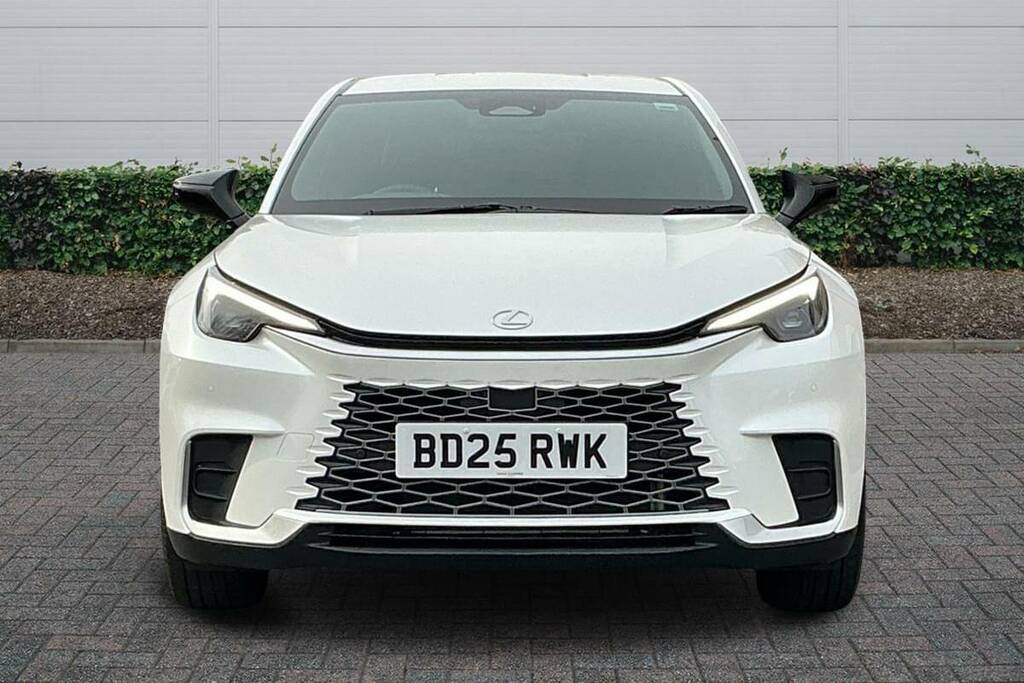 Lexus LBX 1.5 Premium E-cvt BD25RWK White #3