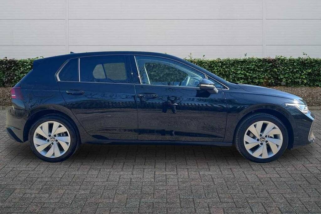 Volkswagen Golf 1.5 Tsi 150 Match VU26CXF Black #4