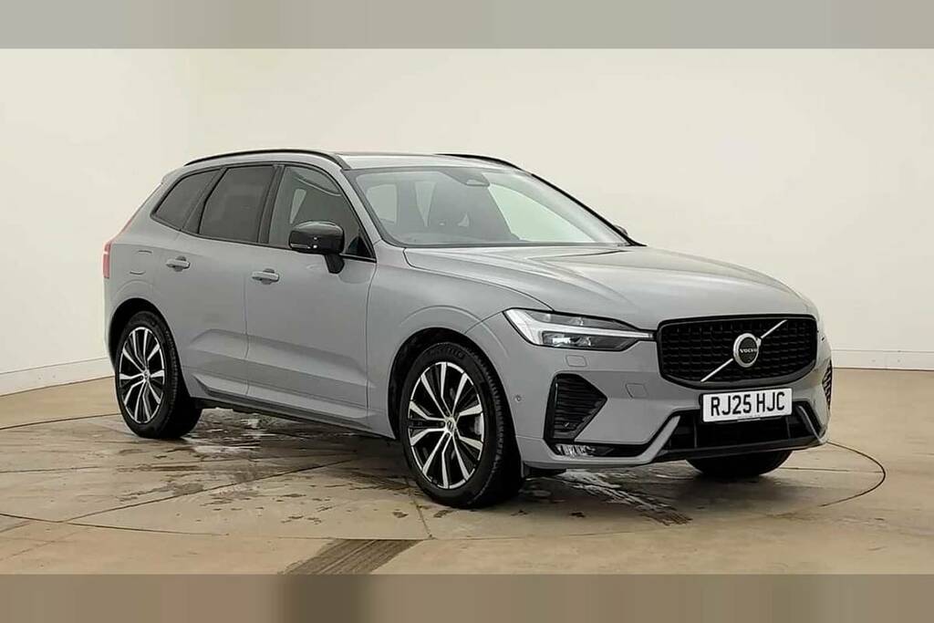 Volvo XC60 2.0 B5p Ultra Dark Awd Geartronic Grey