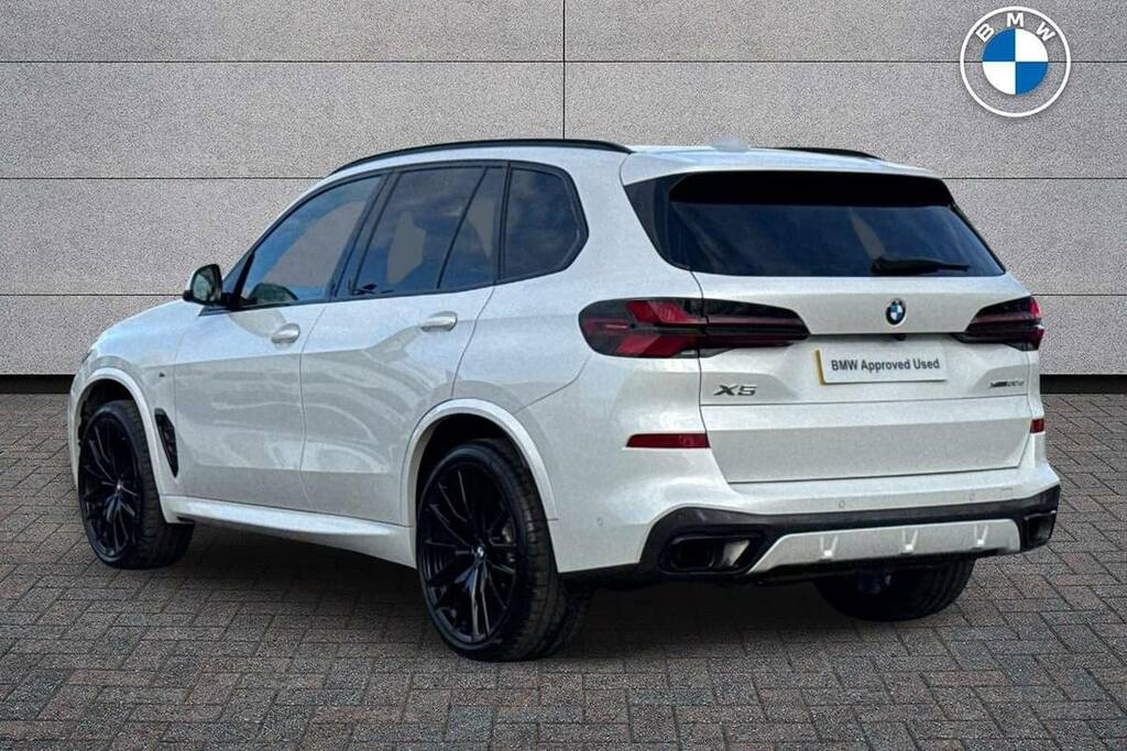 BMW X5 Xdrive30d Mht M Sport AP74DYV White #2