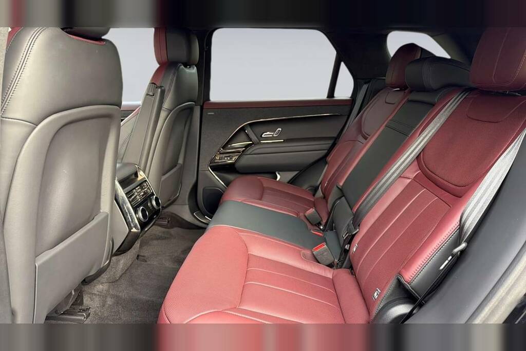 Land Rover Range Rover Sport 3.0 D300 BM23LCV Black #4