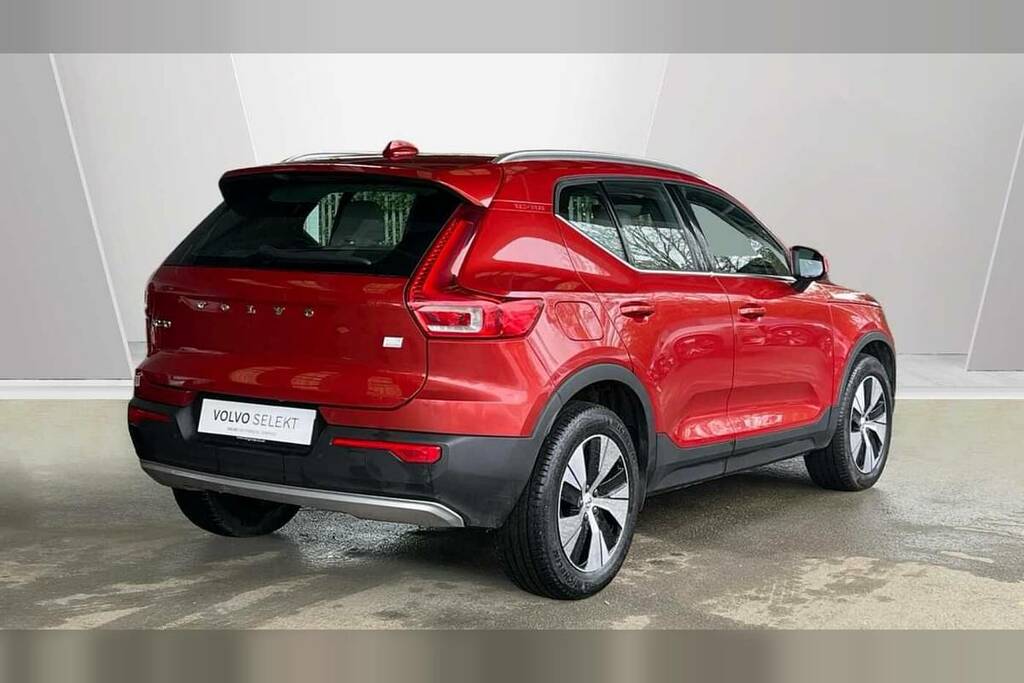 Volvo XC40 1.5 T4 Recharge Phev Inscription Red
