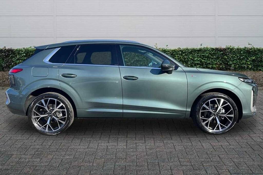 Audi Q3 1.5 Tfsi S Line S Tronic BV26EVR Green #4