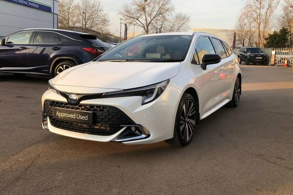 Toyota Corolla 1.8 Hybrid Design Cvt VO26FGC White #6
