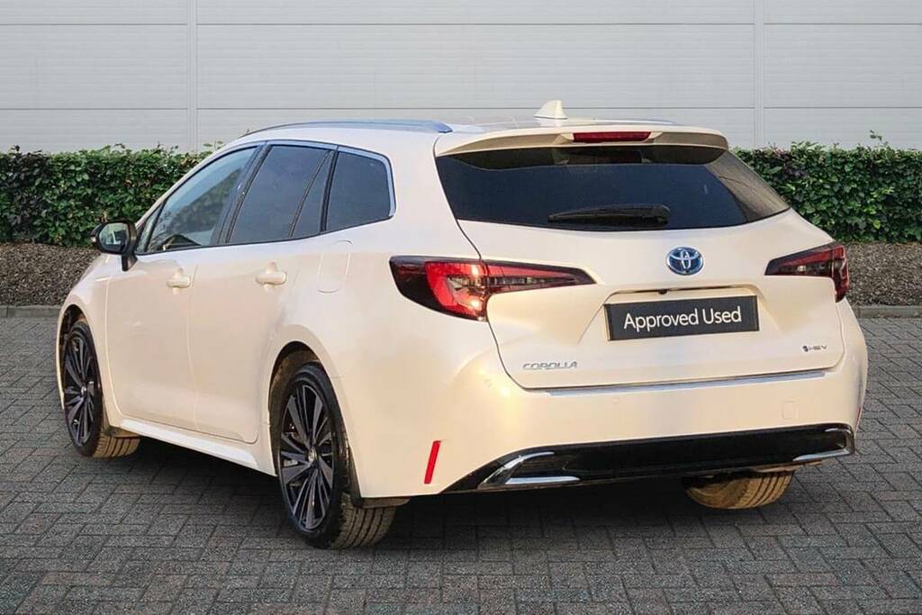 Toyota Corolla 1.8 Hybrid Design Cvt VO26FGC White #2