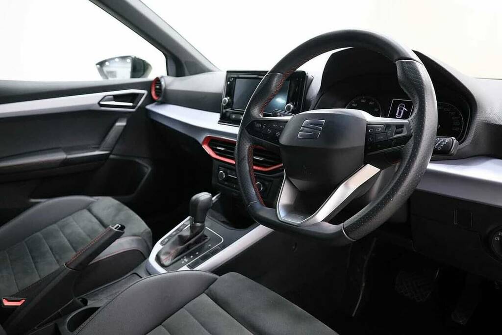 Seat Arona 1.0 Tsi 110 Fr Edition Dsg KS72WCM Silver #6
