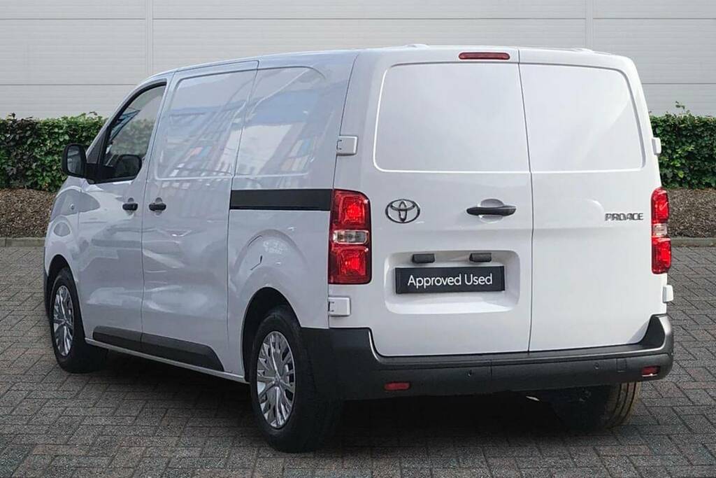 Toyota PROACE 1.5D 120 Icon Van White #2