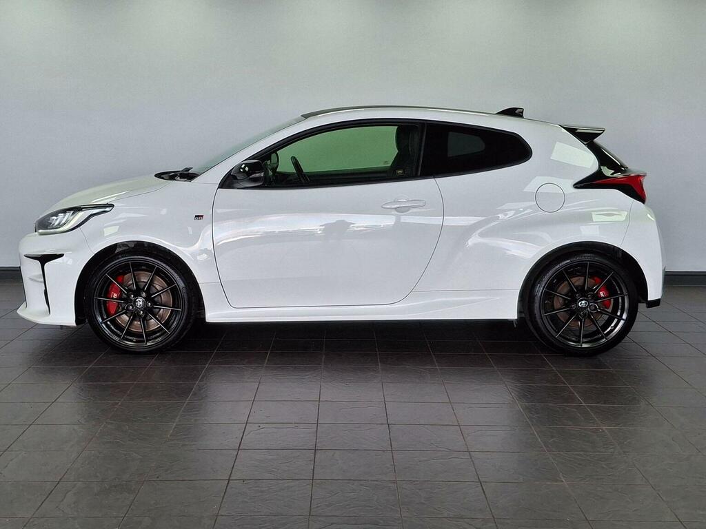 Toyota Yaris Hatchback 1.6T Gr Circuit Awd Euro 6 202121 PF21UFN White #2
