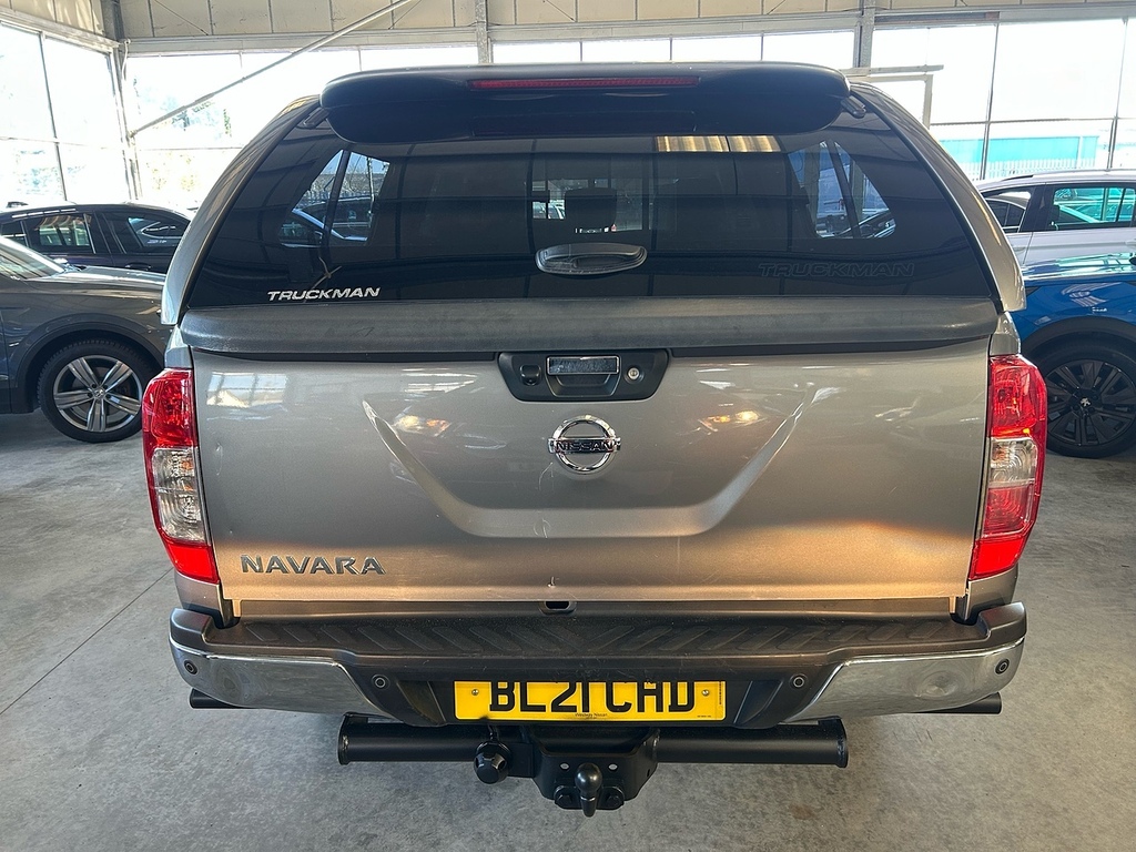 Nissan Navara 2.3 Dci Tekna Pickup Double Cab 4W BL21CHD Grey #6
