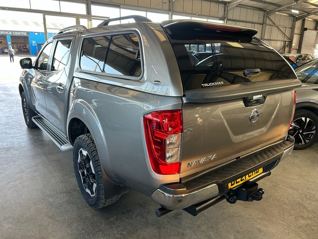 Nissan Navara 2.3 Dci Tekna Pickup Double Cab 4W BL21CHD Grey #5