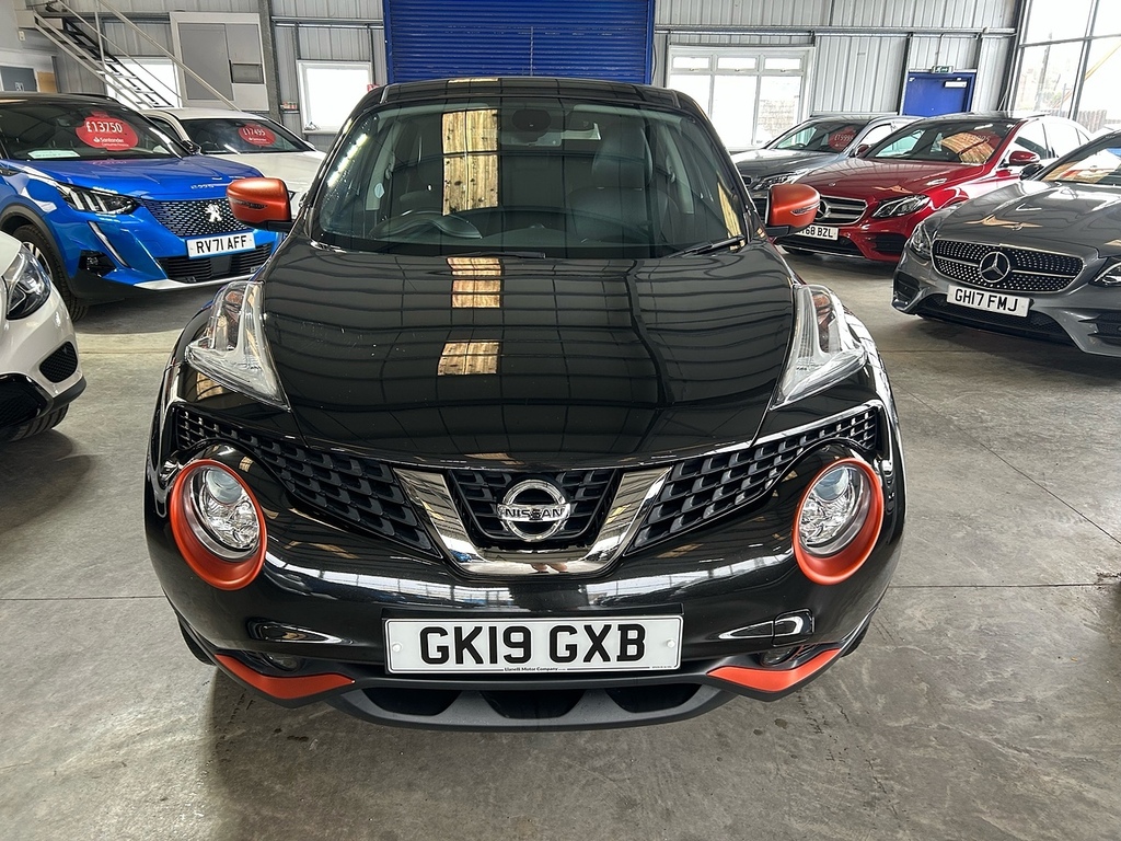 Nissan Juke 1.6 Bose Personal Edition Suv Eu GK19GXB Black #3