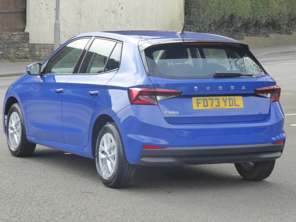 Skoda Fabia Hatchback 1.0 Tsi 110 Se Comfort Dsg 20 FD73YDL Blue #4