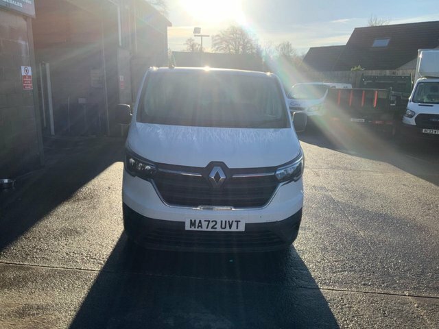 Renault Trafic 2.0 Dci Blue Ll30 MA72UVT White #3