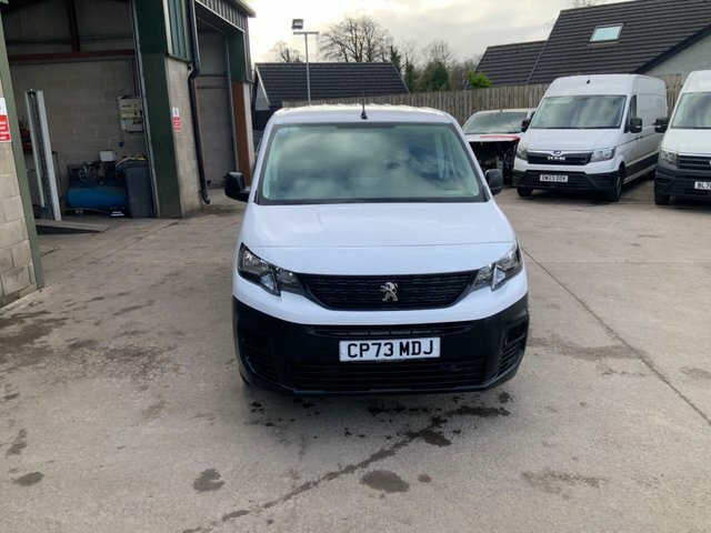Peugeot Partner 1.5 Bluehdi 1000 Professional CP73MDJ White #4