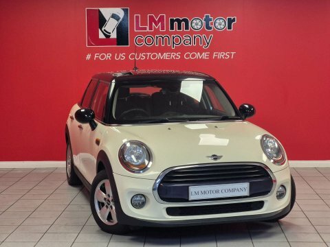 Mini Hatch 1.5 Cooper White
