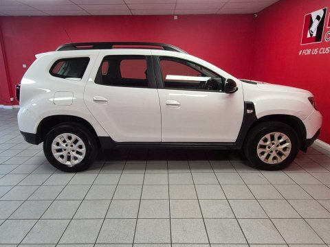 Dacia Duster 1.3 Duster Comfort LV22HJD White #3