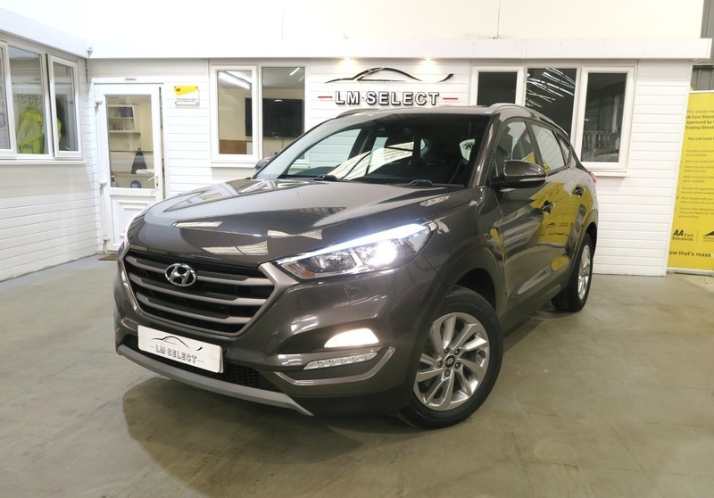 Hyundai Tucson Crdi Se Nav Blue SB17PZS Grey #2