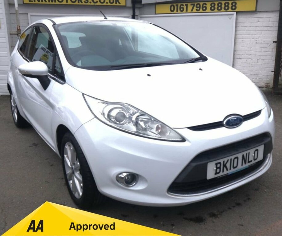 Ford Fiesta 1L Zetec White