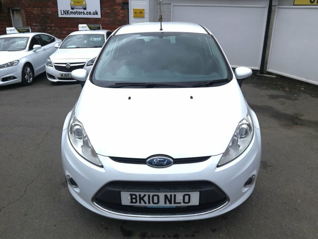Ford Fiesta 1L Zetec White #4
