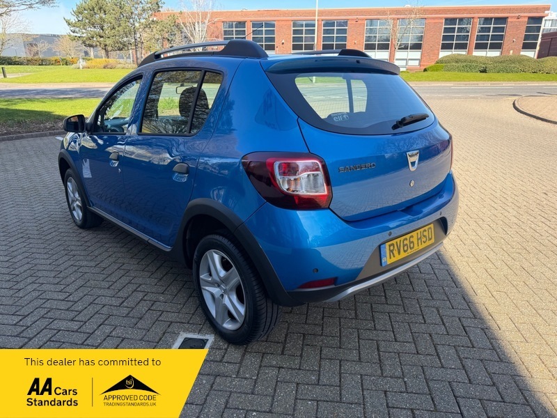 Dacia Sandero 0.9 Tce Laureate Hatchback Blue #4