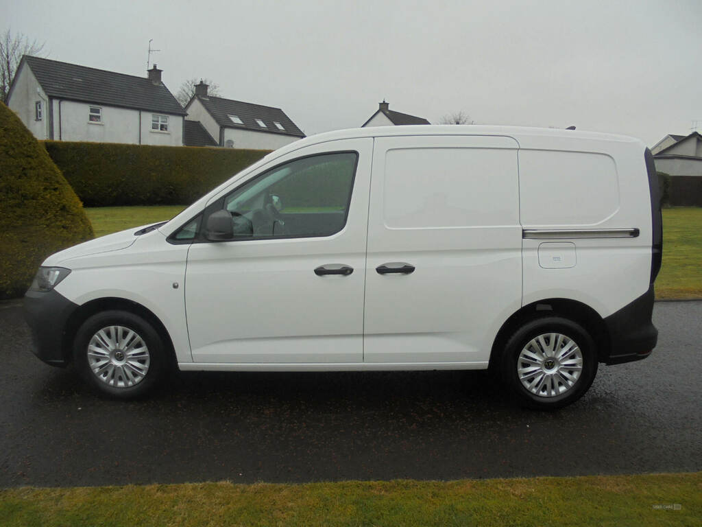 Volkswagen Caddy 2.0 Tdi 102Ps Commerce Van Business Tech Pack GD74PVN White #5
