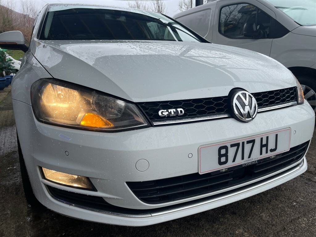 Volkswagen Golf Gt Tdi Bluemotion Technology White