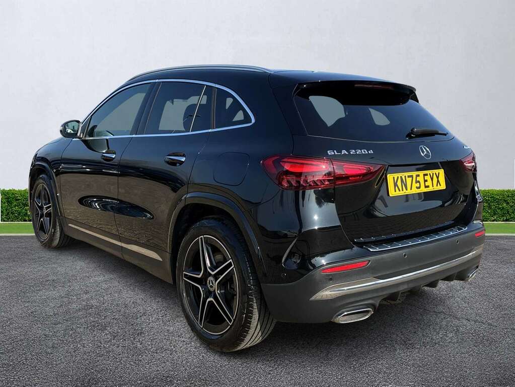 Mercedes-Benz GLA Class Gla 220D 4Matic Amg Line Executive KN75EYX Black #2