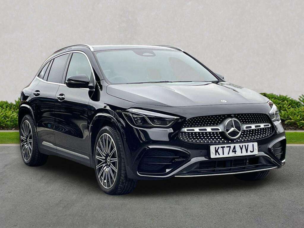 Mercedes-Benz GLA Class Gla 220D 4Matic Amg Line Premium Plus Black