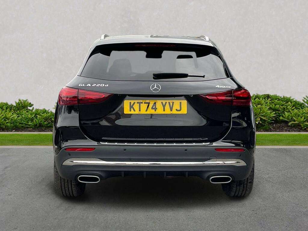 Mercedes-Benz GLA Class Gla 220D 4Matic Amg Line Premium Plus KT74YVJ Black #4