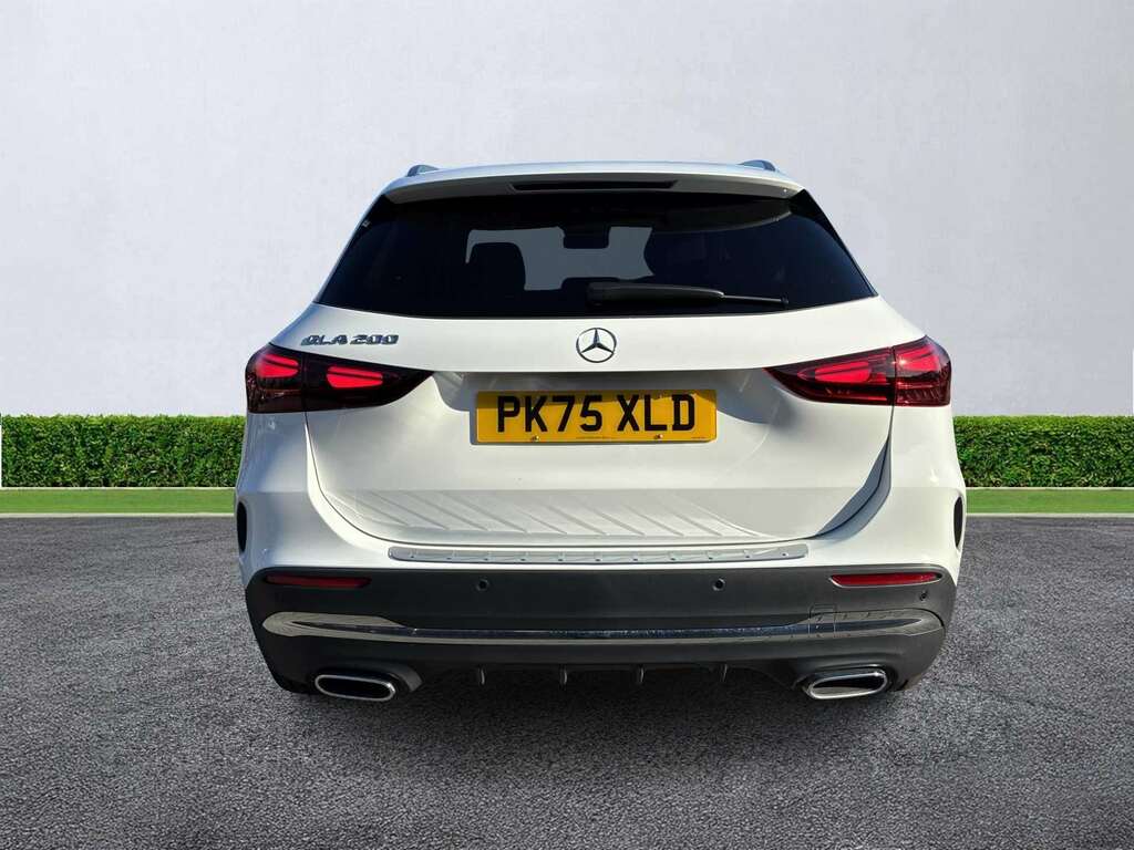 Mercedes-Benz GLA Class Gla 200 Amg Line Executive PK75XLD White #4