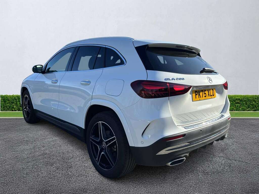 Mercedes-Benz GLA Class Gla 200 Amg Line Executive PK75XLD White #2