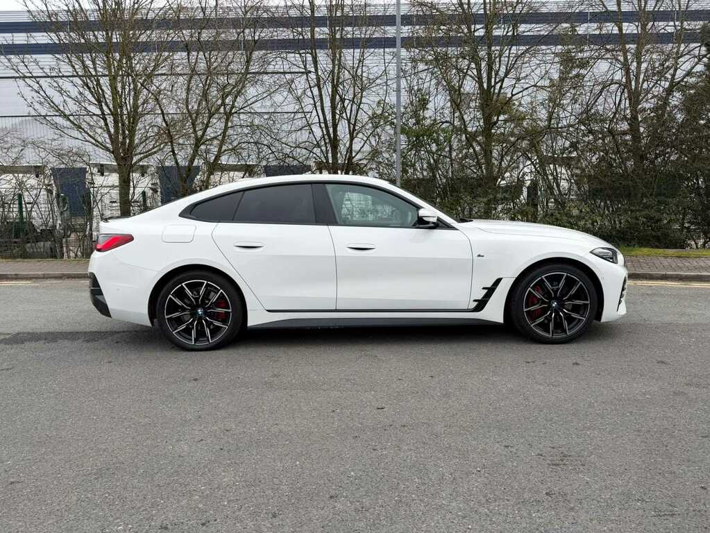 BMW 4 Series 420I M Sport Step DL72ECW White #4