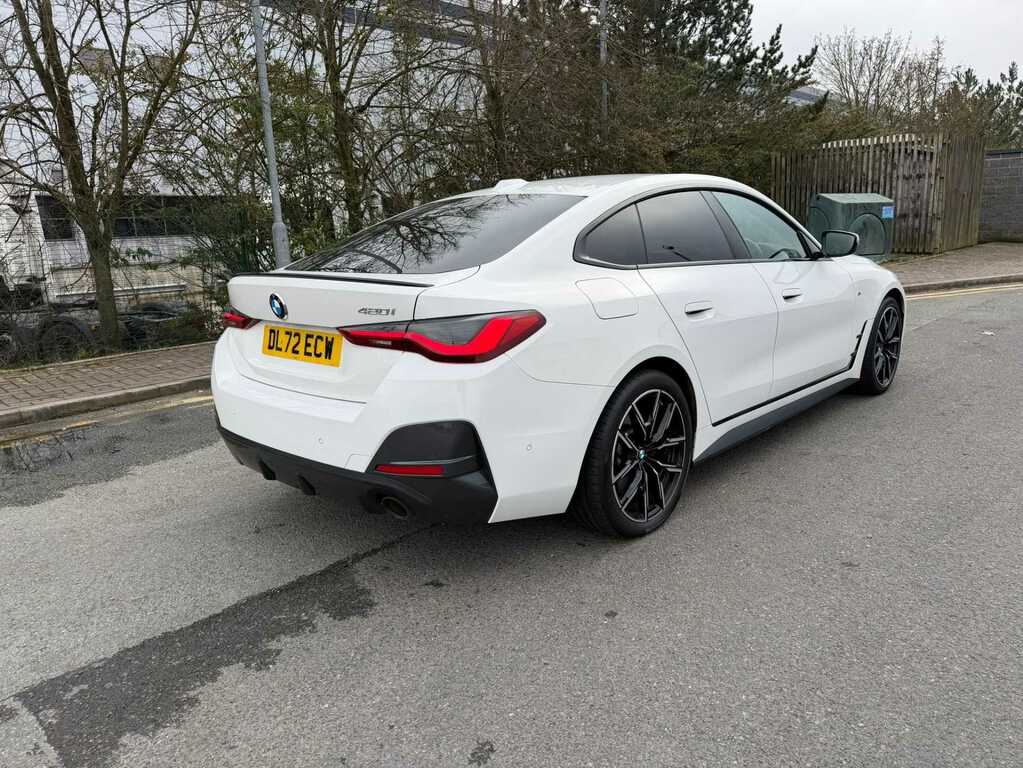 BMW 4 Series 420I M Sport Step DL72ECW White #2