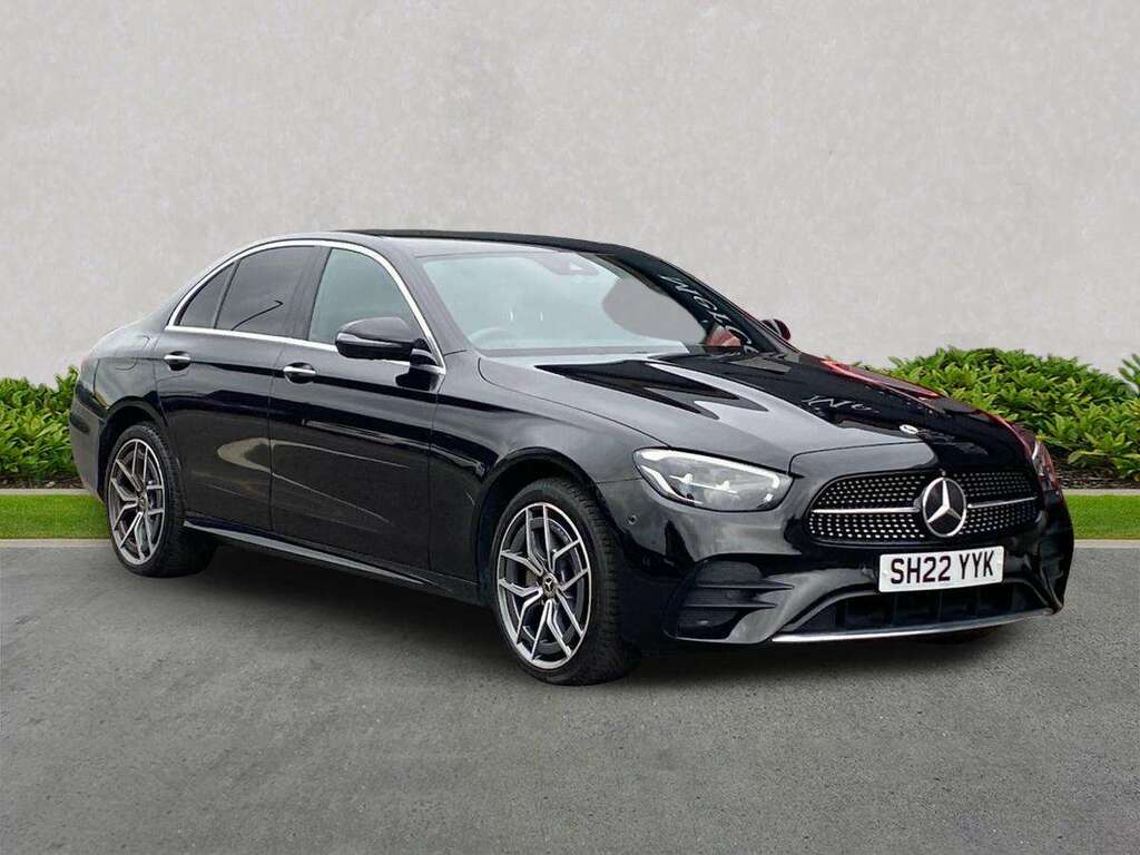 Mercedes-Benz E Class E300d 4Matic Amg Line Premium 9G-tronic Black