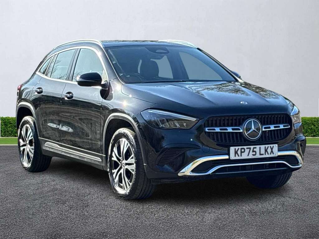 Mercedes-Benz GLA Class Gla 200D Sport Executive Black