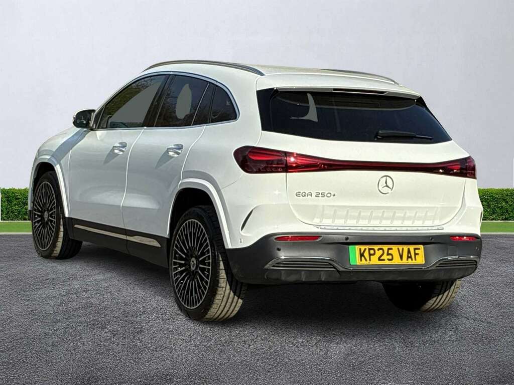 Mercedes-Benz EQA Eqa 250 140Kw Amg Line Premium 70.5Kwh KP25VAF White #2