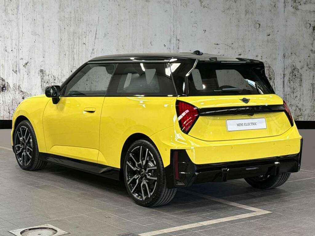 Mini Hatch 135Kw E Sport Level 1 41Kwh DF75KAJ Yellow #2