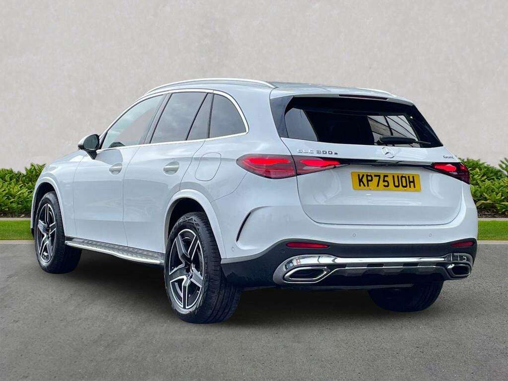 Mercedes-Benz GLC Class Glc 300E 4Matic Amg Line 9G-tronic KP75UOH White #2