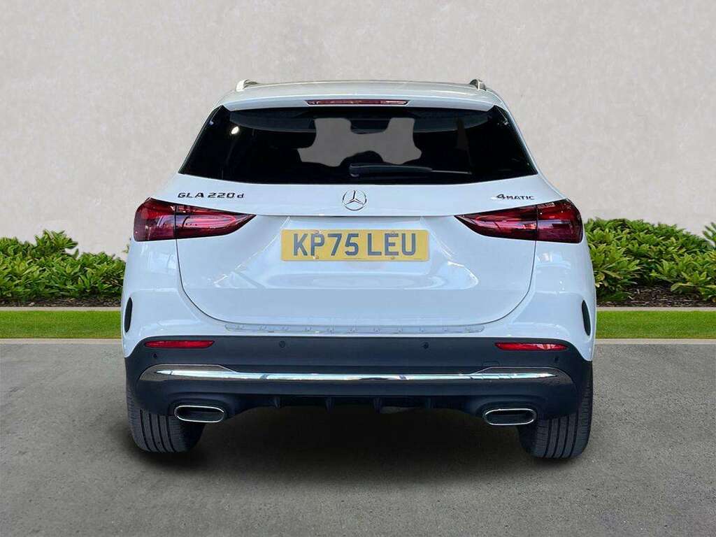 Mercedes-Benz GLA Class Gla 220D 4Matic Amg Line Executive KP75LEU White #4